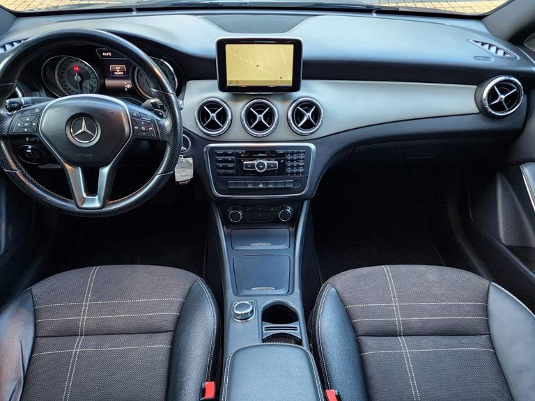 Mercedes CLA-200 First Edition 1.6 TB 16V  Aut.