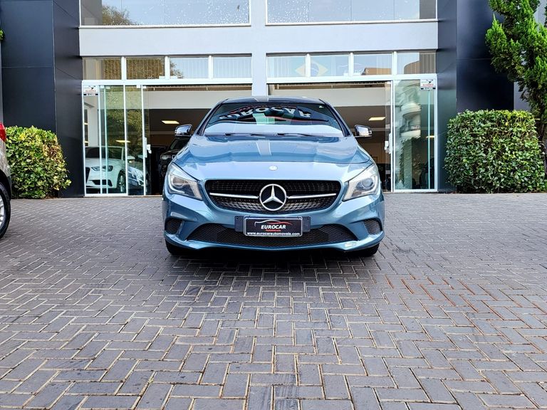 Mercedes CLA-200 First Edition 1.6 TB 16V  Aut.