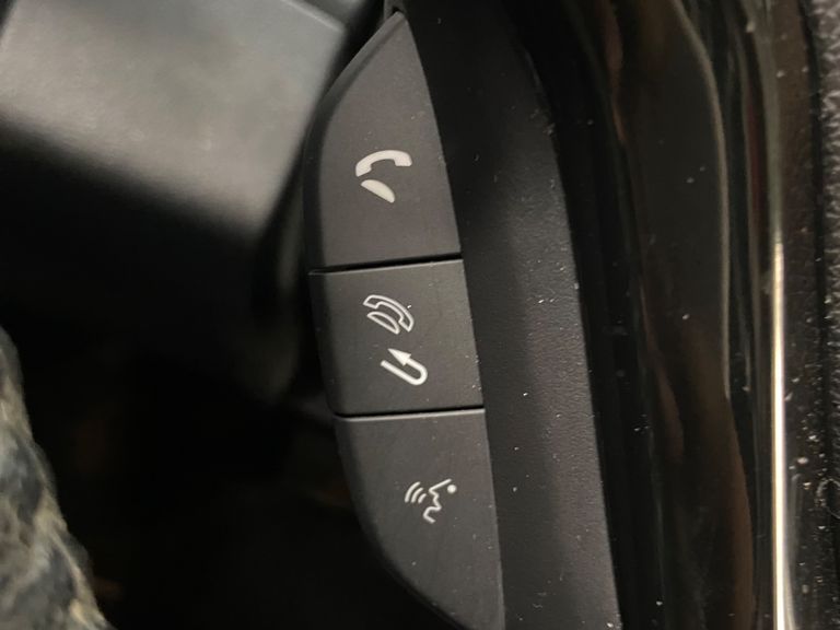 Honda HR-V Touring 1.8 Flexone 16V 5p Aut.