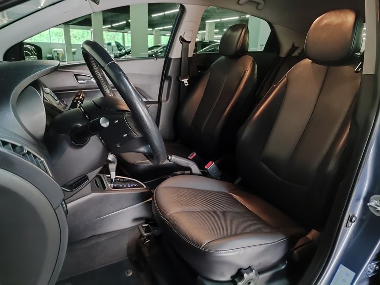 Hyundai HB20X Premium 1.6 Flex 16V Aut.