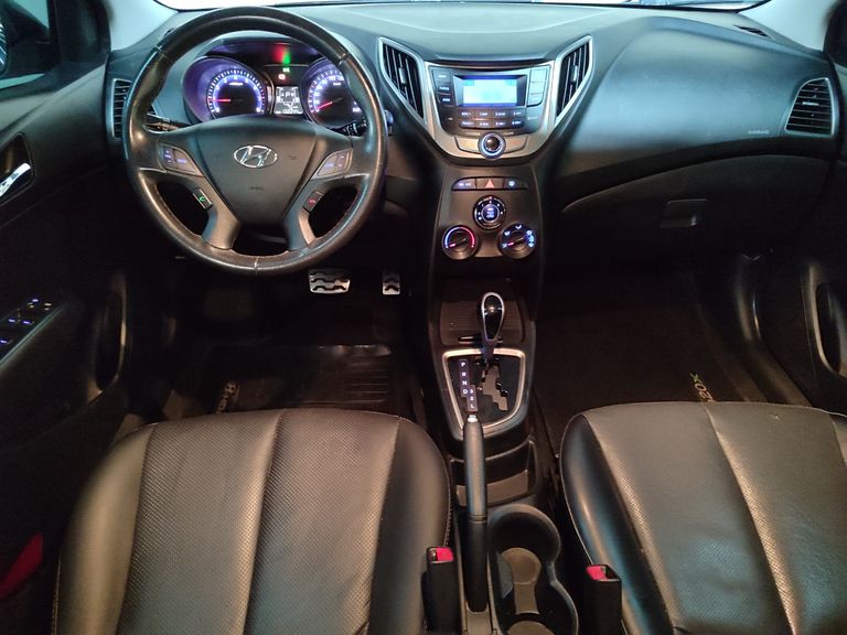 Hyundai HB20X Premium 1.6 Flex 16V Aut.