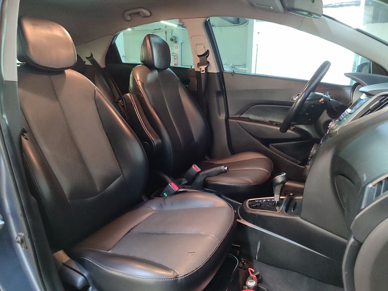Hyundai HB20X Premium 1.6 Flex 16V Aut.