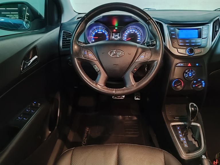 Hyundai HB20X Premium 1.6 Flex 16V Aut.
