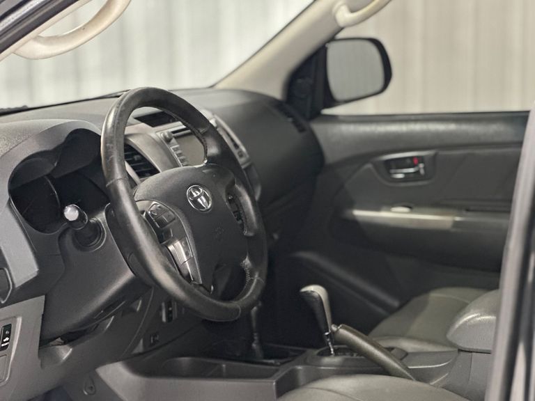 Toyota Hilux CD SRV D4-D 4x4 3.0  TDI Dies