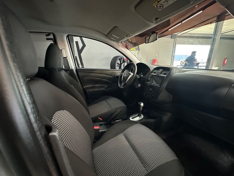 Nissan VERSA V-DRIVE Esp.Ed. 1.6 16v Flex Aut.