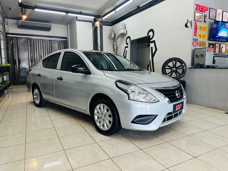 Nissan VERSA V-DRIVE Esp.Ed. 1.6 16v Flex Aut.