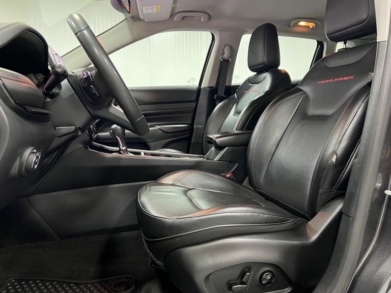 Jeep COMPASS TRAILHAWK TD350 2.0 4x4 Die. Aut
