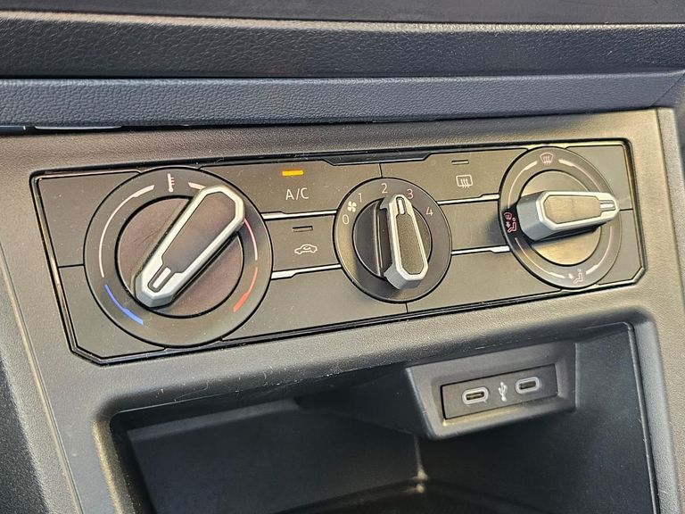 VolksWagen Polo 1.0 MPI Flex 12V 5p
