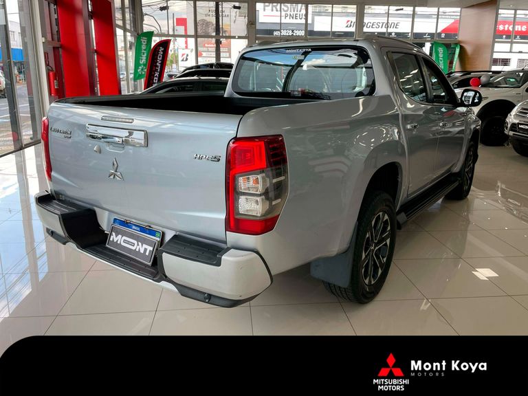 Mitsubishi L200 Triton Sport HPE-S 2.4 CD Dies. Aut