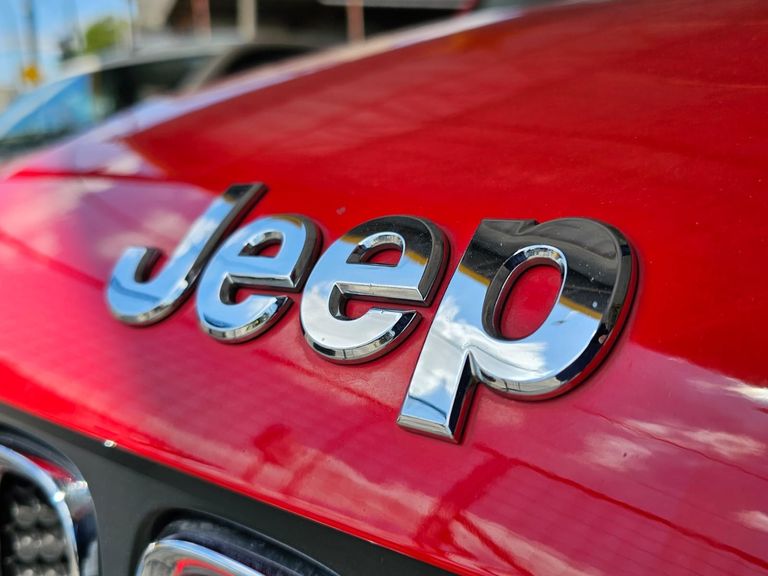 Jeep Renegade Sport 1.8 4x2 Flex 16V Aut.