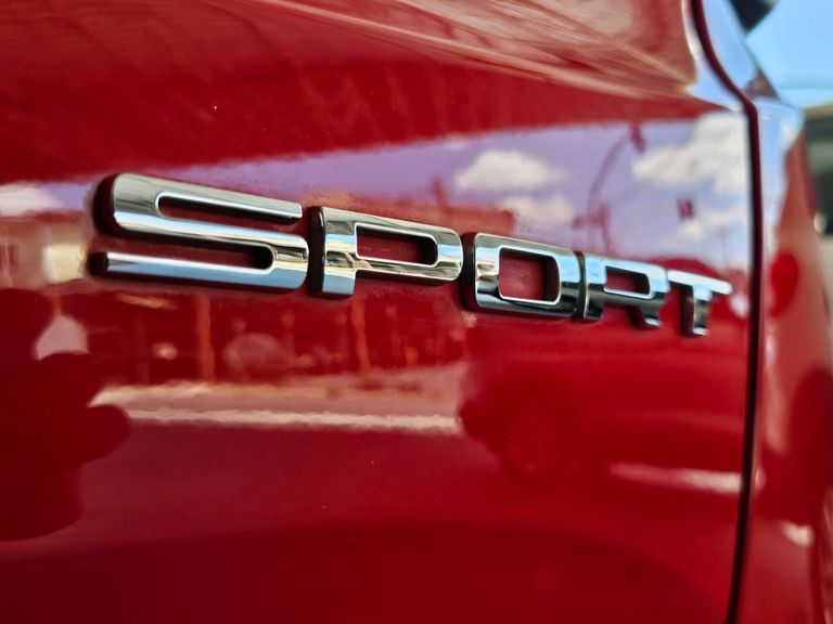 Jeep Renegade Sport 1.8 4x2 Flex 16V Aut.