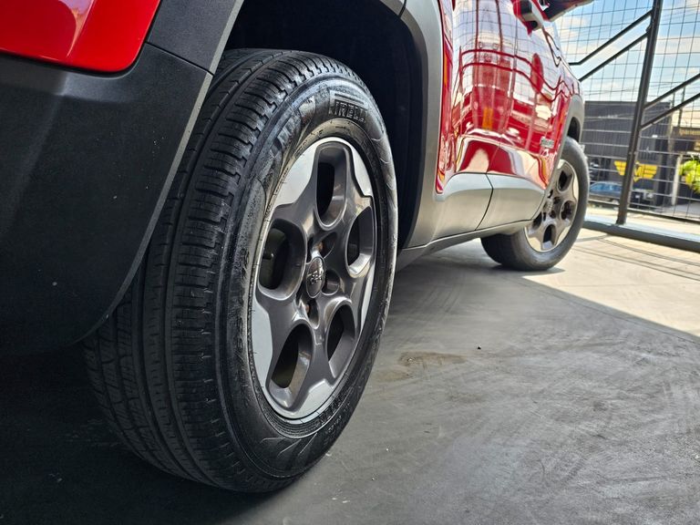 Jeep Renegade Sport 1.8 4x2 Flex 16V Aut.