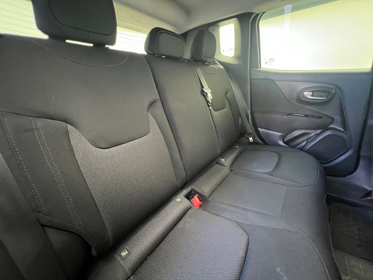 Jeep Renegade 1.8 4x2 Flex 16V Aut.