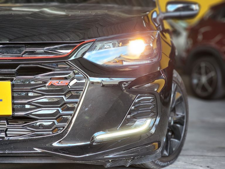 Chevrolet ONIX HATCH RS 1.0 TB 12V Flex 5p Aut.