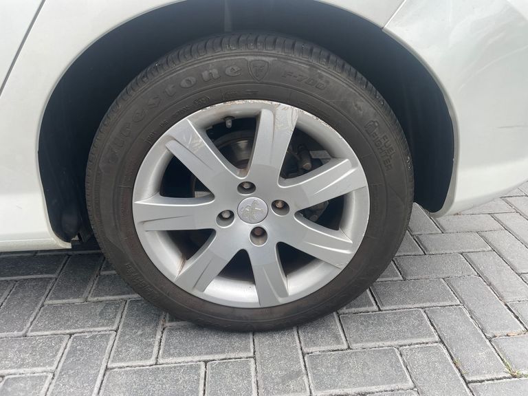 Peugeot 308 Business 1.6 Turbo Flex 16V 5p Aut.
