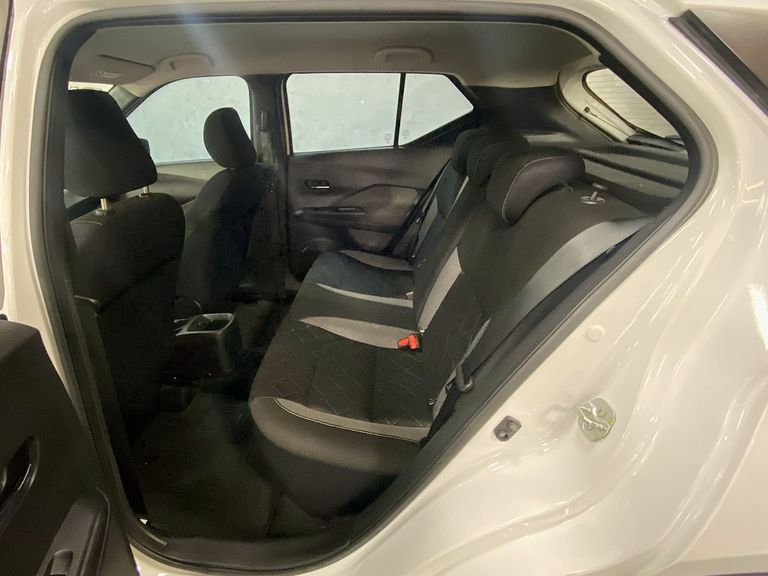 Nissan KICKS SV 1.6 16V FlexStar 5p Aut.