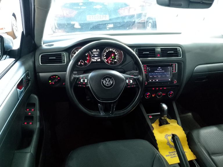 VolksWagen JETTA Comfortline 1.4 TSI 16V 4p Aut.
