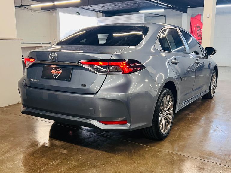 Toyota Corolla XEi 2.0 Flex 16V Aut.
