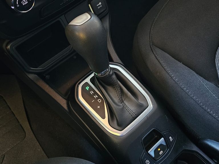 Jeep Renegade Sport 1.8 4x2 Flex 16V Aut.