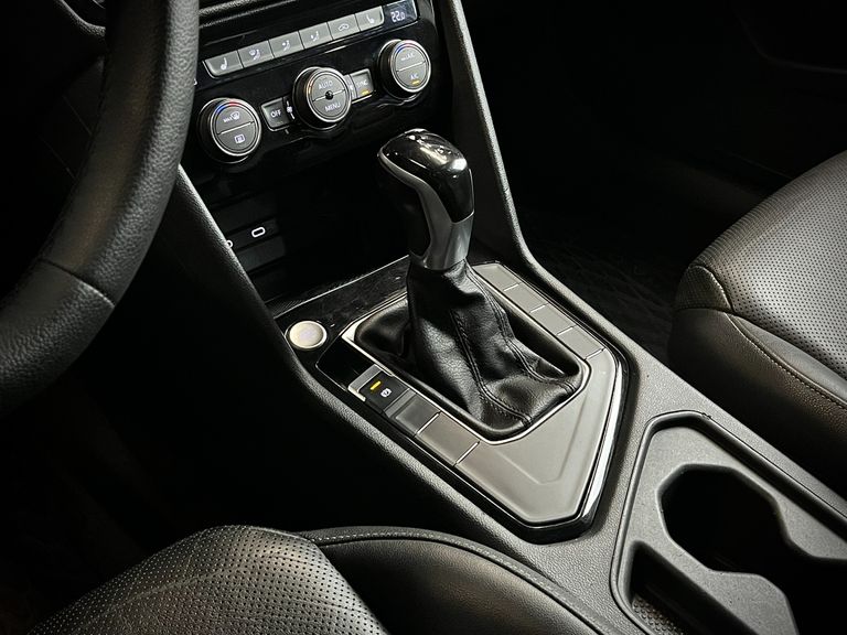 VolksWagen TAOS Highline 1.4 250 TSI Flex Aut.