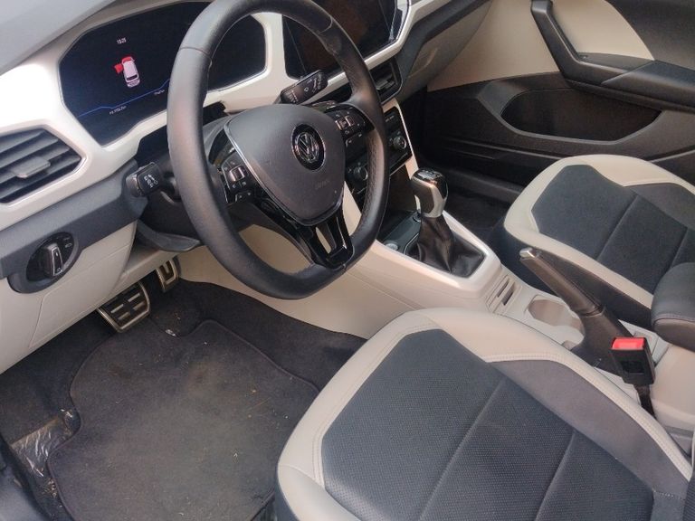 VolksWagen T-Cross Highline 1.4 TSI Flex 16V 5p Aut