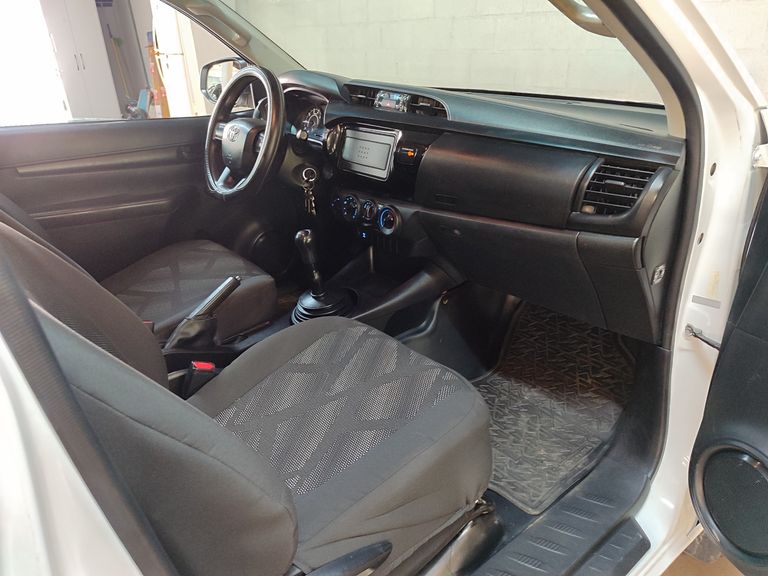 Toyota Hilux Chassi 4x4 2.8 TDI Diesel Mec.