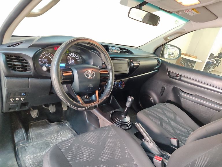 Toyota Hilux Chassi 4x4 2.8 TDI Diesel Mec.