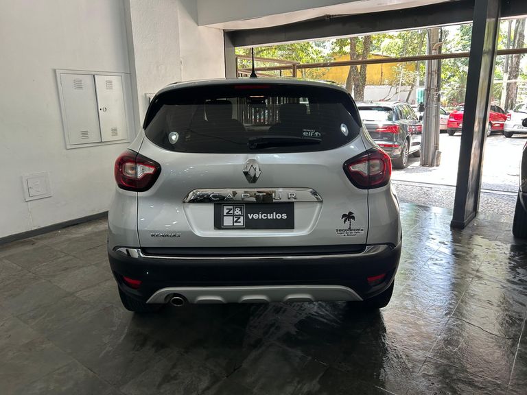 Renault CAPTUR Intense 2.0 16V Flex 5p Aut.