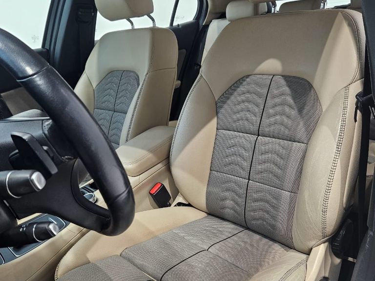 Mercedes GLA 200 Style 1.6 TB 16V/Flex Aut.