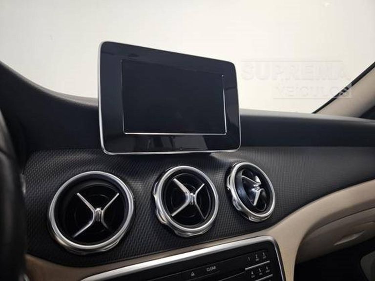 Mercedes 1.6 CGI FLEX STYLE 7G-DCT