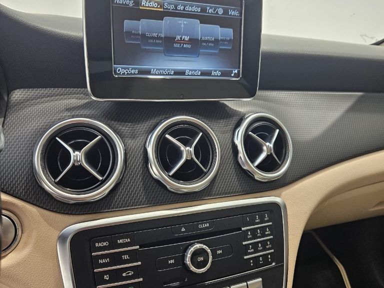 Mercedes GLA 200 Style 1.6 TB 16V/Flex Aut.