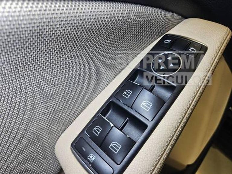 Mercedes 1.6 CGI FLEX STYLE 7G-DCT