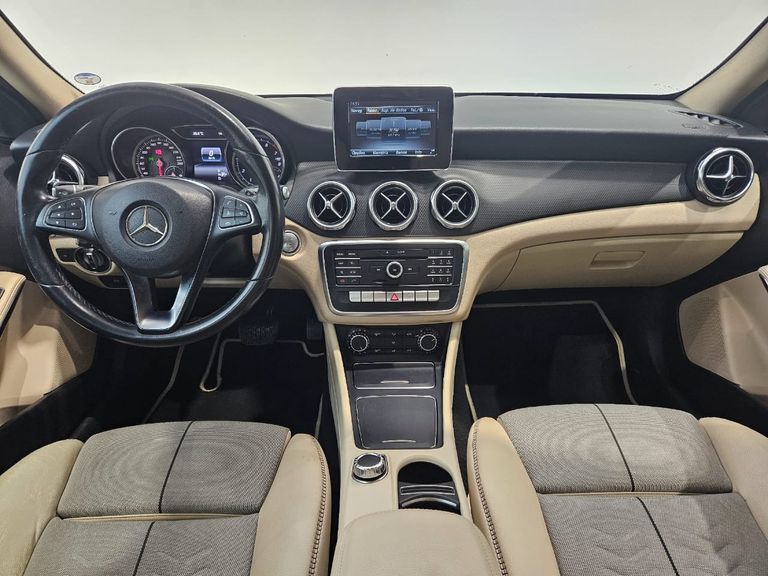 Mercedes GLA 200 Style 1.6 TB 16V/Flex Aut.