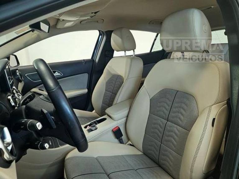 Mercedes 1.6 CGI FLEX STYLE 7G-DCT