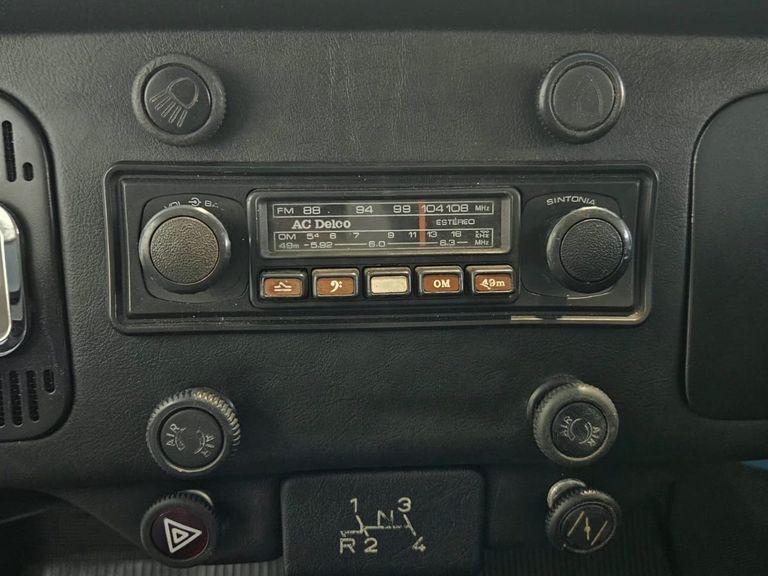 VolksWagen FUSCA 1300 GASOLINA 2P MANUAL