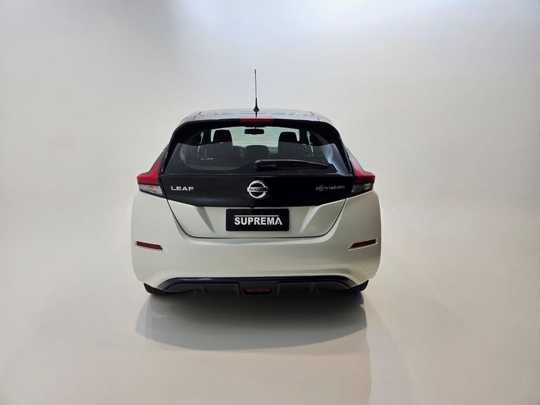 Nissan LEAF Aut. (Elétrico)