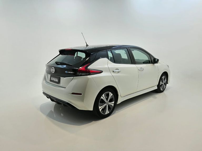 Nissan LEAF Aut. (Elétrico)
