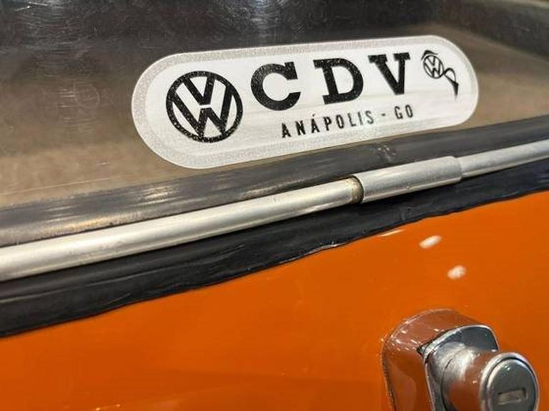 Volkswagen 1.6 8V GASOLINA 2P MANUAL