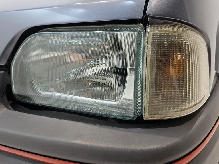 Ford Escort L/LX 1.6