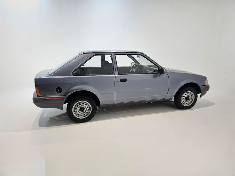 Ford Escort L/LX 1.6