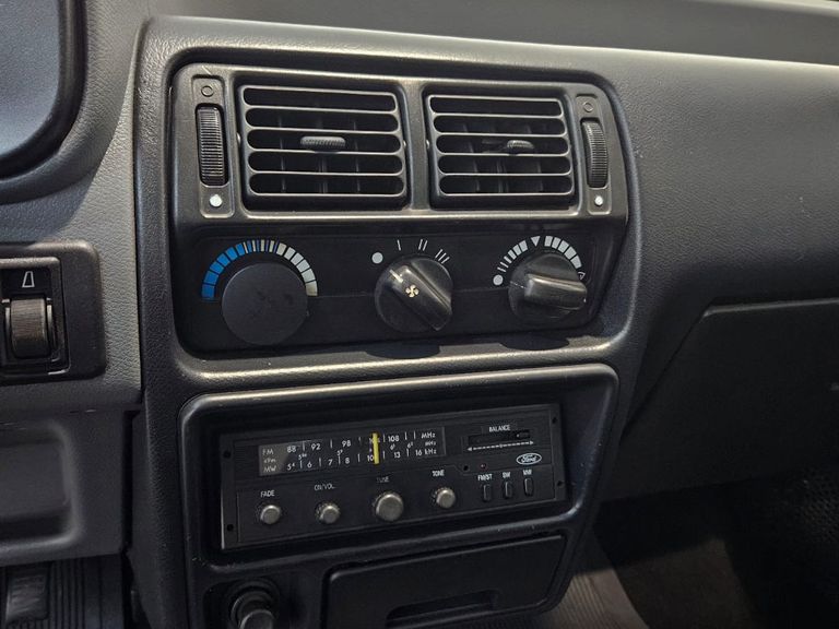 Ford Escort L/LX 1.6