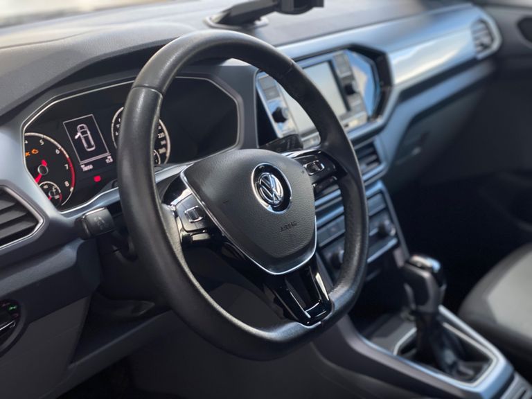 VolksWagen T-Cross Comfortline 1.0 TSI Flex 5p Aut.