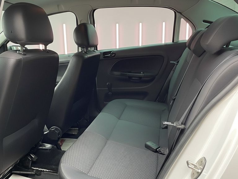 VolksWagen VOYAGE 1.6 MSI Flex 8V 4p