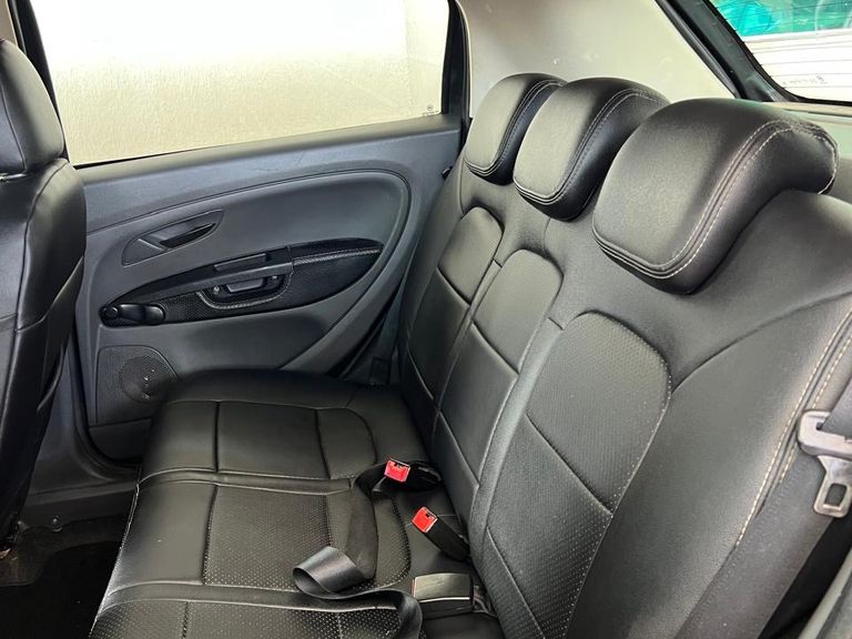 Fiat Punto ATTRACTIVE 1.4 Fire Flex 8V 5p