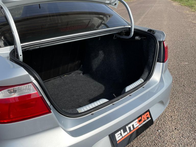 VolksWagen VOYAGE 1.6 MSI Flex 8V 4p