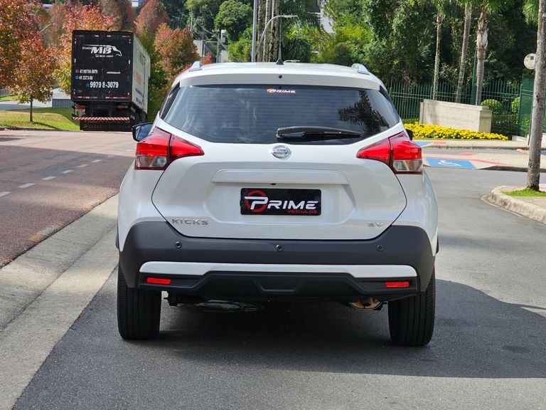 Nissan KICKS SV 1.6 16V FlexStar 5p Aut.