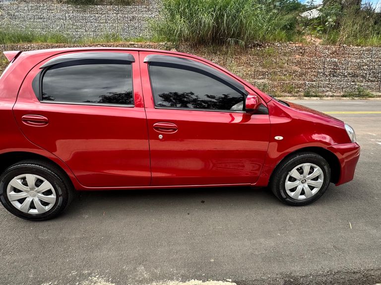 Toyota ETIOS X 1.3 Flex 16V 5p Mec.