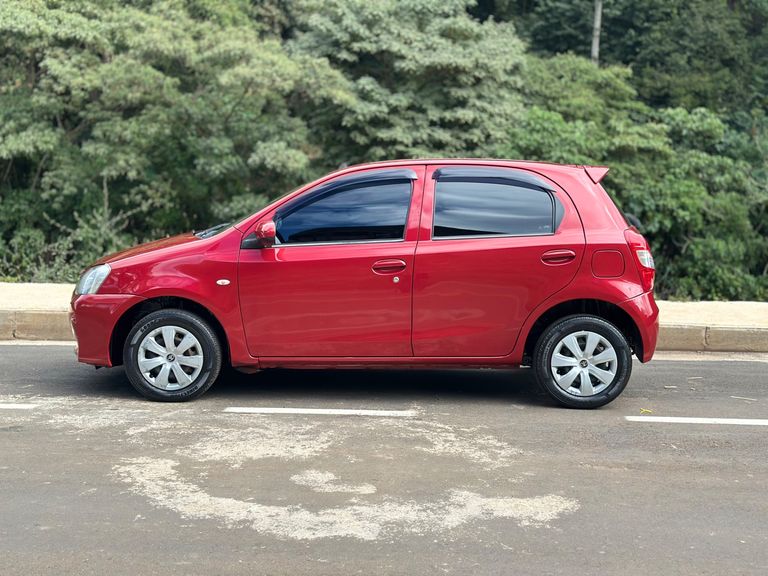 Toyota ETIOS X 1.3 Flex 16V 5p Mec.