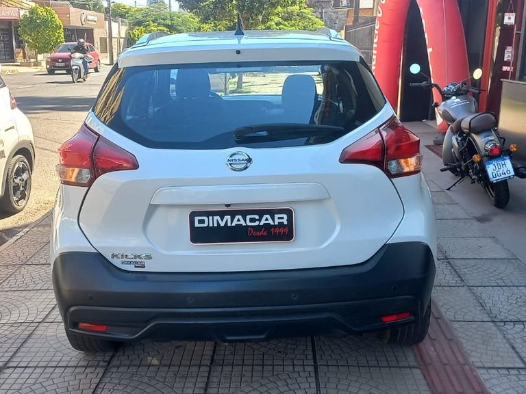 Nissan KICKS S Direct 1.6 16V Flex 5p Aut.