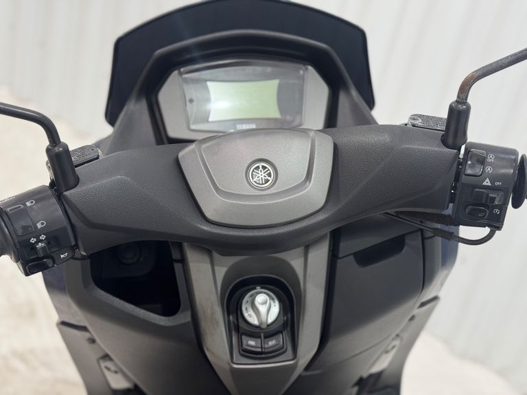YAMAHA NMAX 160